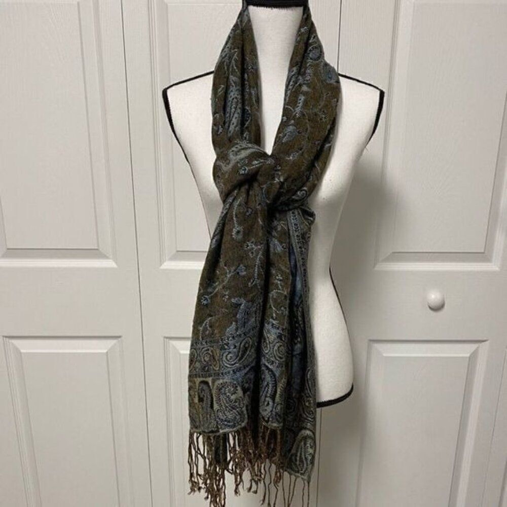 Unbranded women's artisan paisley printed dark fashion scarf with fringed hem OS